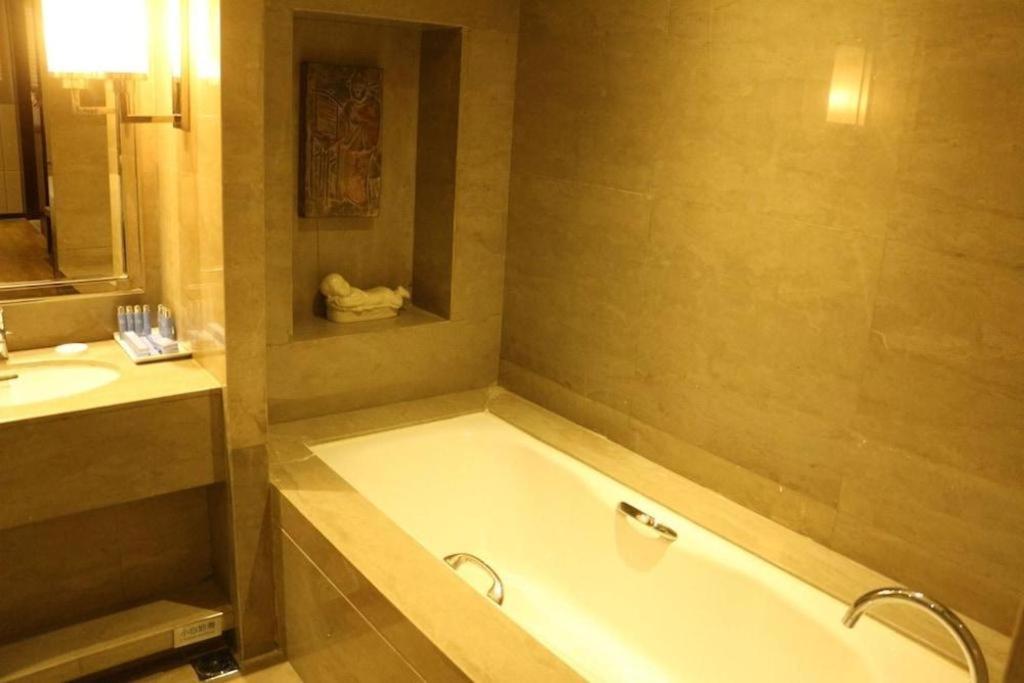 XI Yu Hotel Kuangcsou Kültér fotó