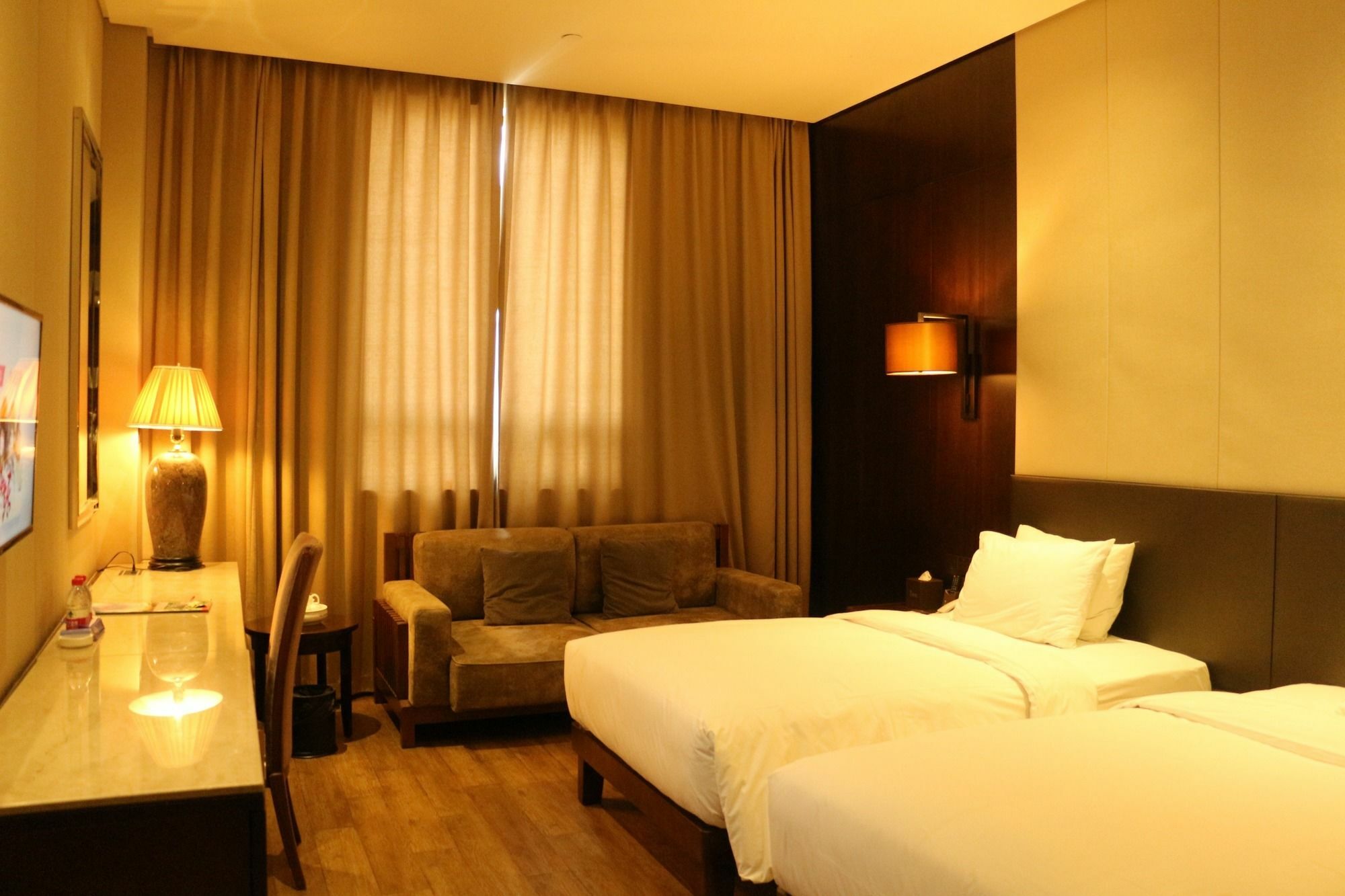 XI Yu Hotel Kuangcsou Kültér fotó